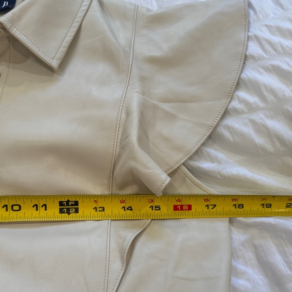 NWT GAP Women's Vegan Faux Leather Cream Button-Down Shirt Size Medium - Picture 7 of 10